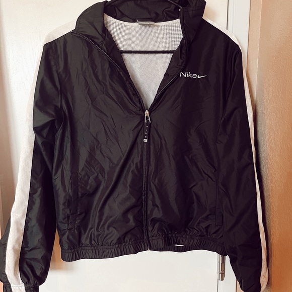 Nike Jacket - Picture 1 of 1